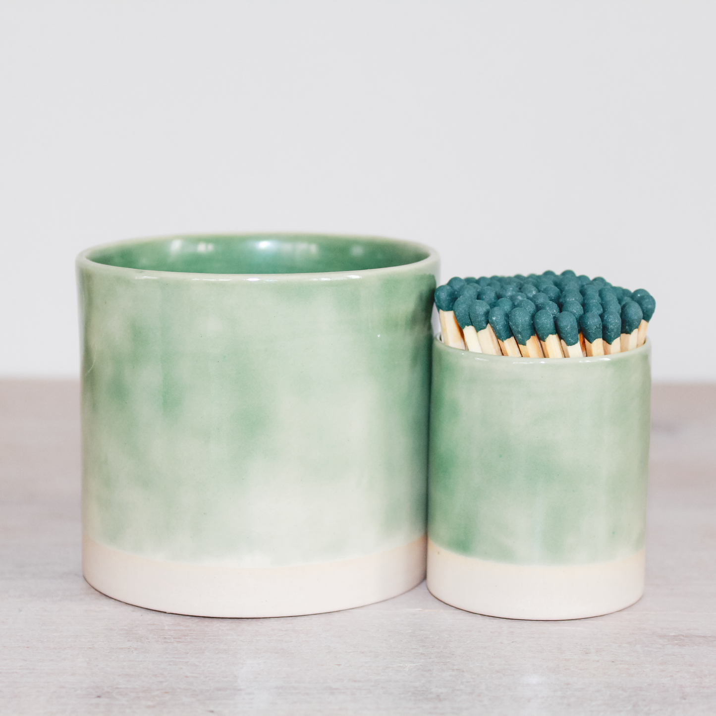 Darlington Regular Refillable Candle Pot + Refill Gift Set